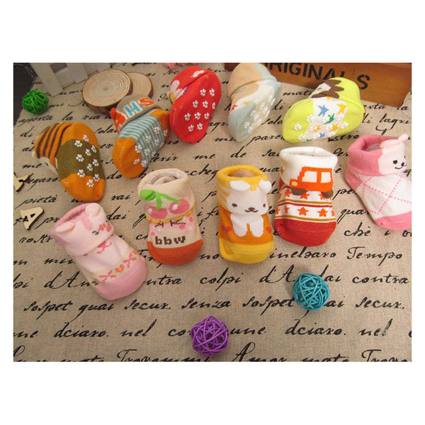 Christmas Gift Box Set For Newborn (5-Non-slip Sock)