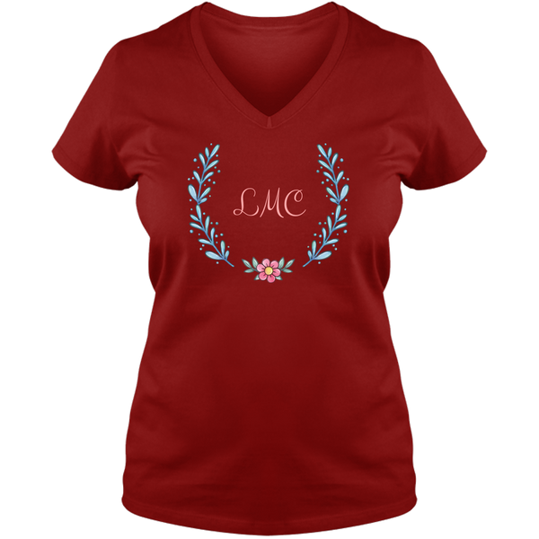 Unique Tee Personalized Wreath Custom Name Initial Winter  Ladies V Neck Tee Family Matching Clothing Set (Winter Wreath Collection)